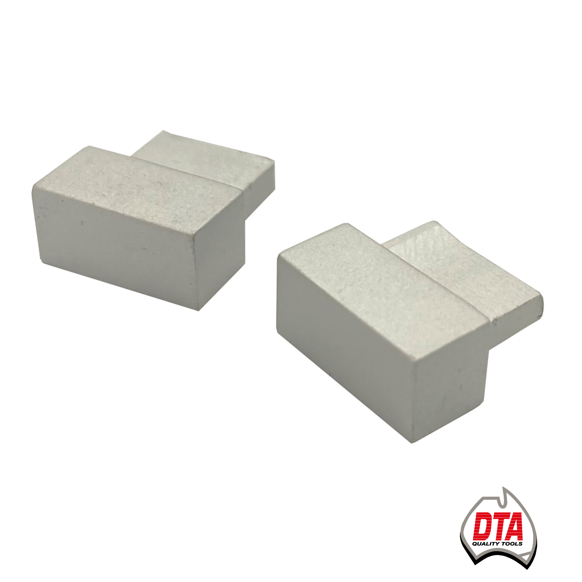 Contempo Matt Silver Corner Contempo Edge Corner 8mm (Matt Silver) - Image 1